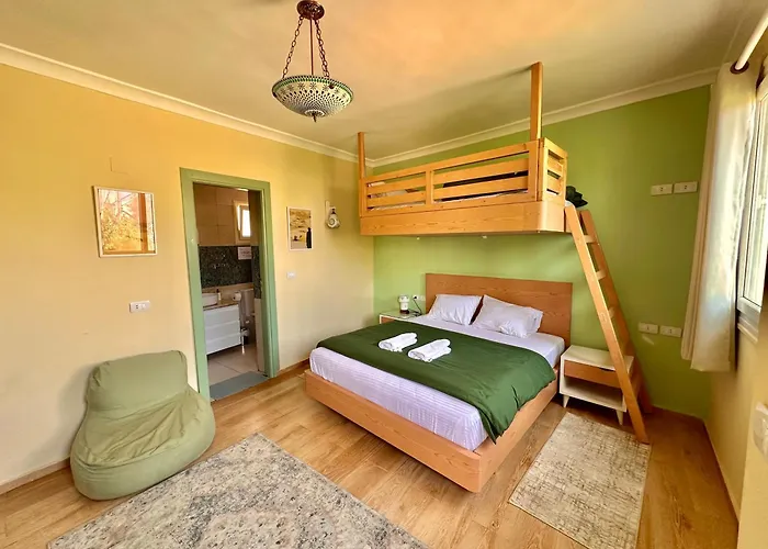 Guest house Beit Reihana
